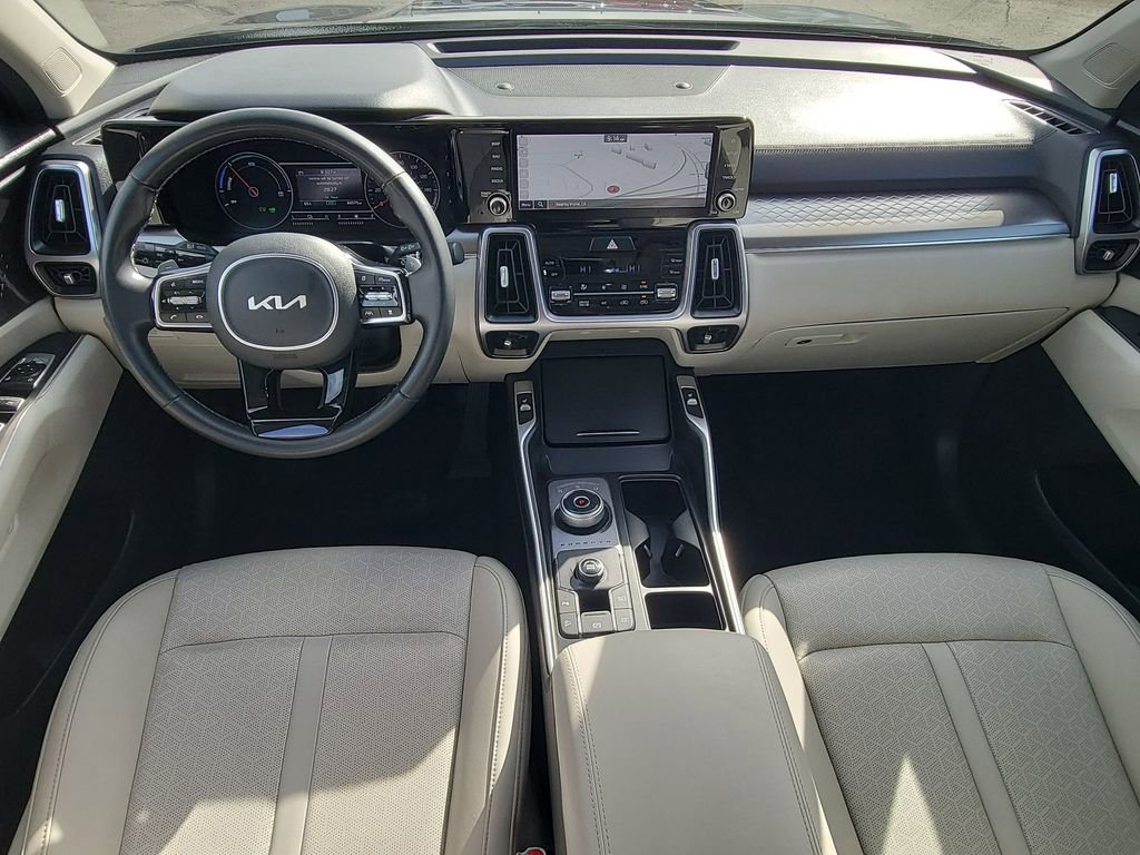 Used 2023 Kia Sorento EX w/ Panoramic Sunroof Package image 21
