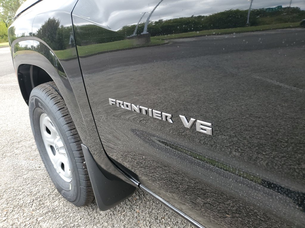 New 2027 Nissan Frontier S RWD image 8