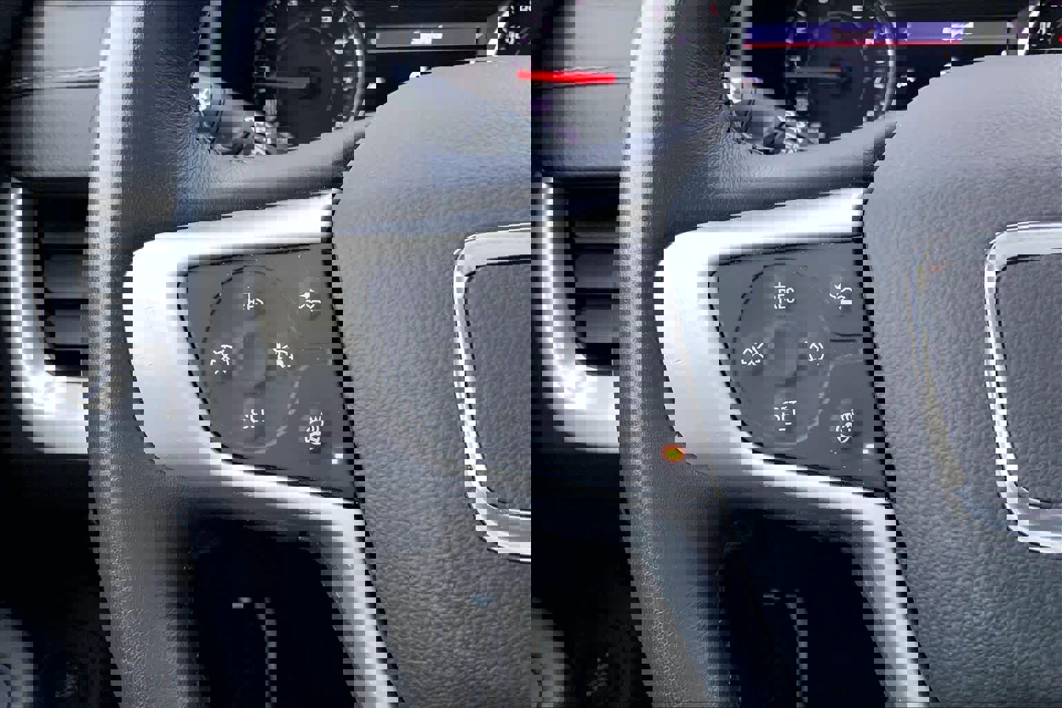 Used 2022 GMC Terrain SLT image 22