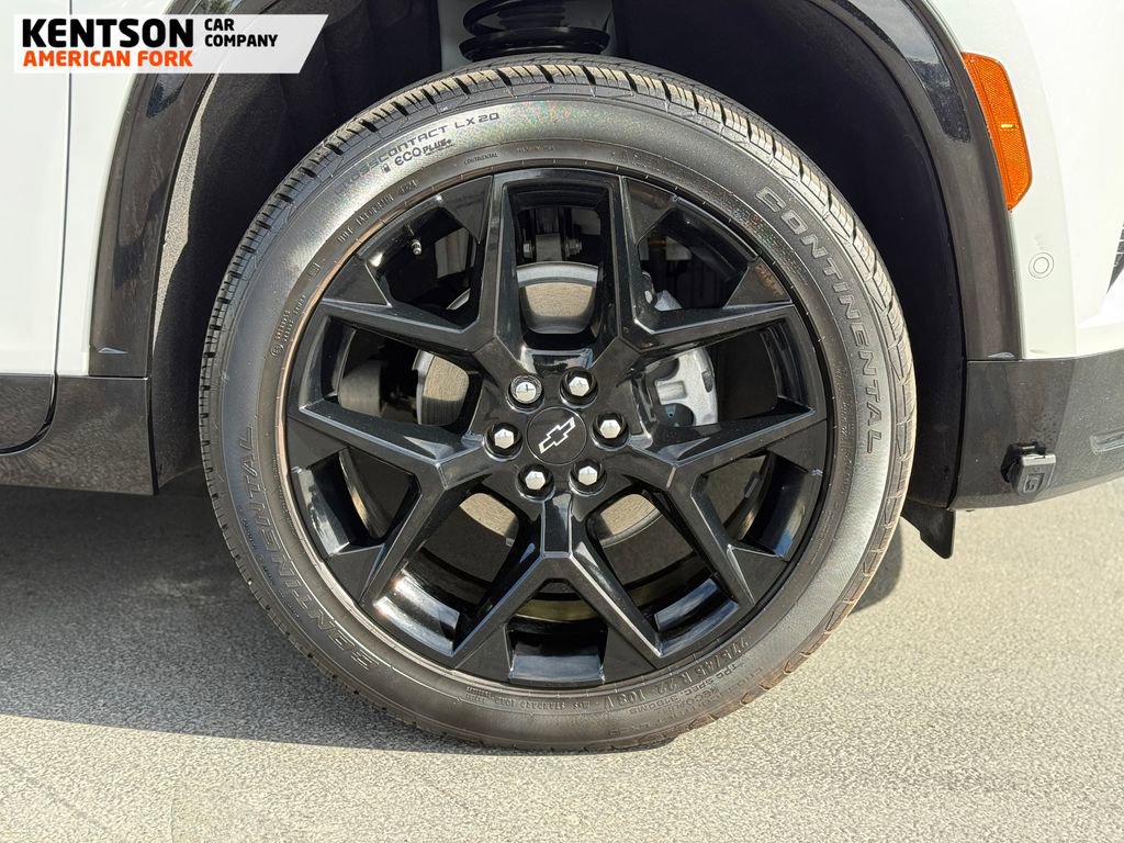 Used 2025 Chevrolet Traverse RS w/ LPO, Floor Liner Package image 16