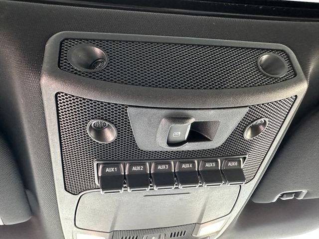 Certified 2019 Ford F450 Platinum w/ Platinum Ultimate Package AWD/4WD image 29