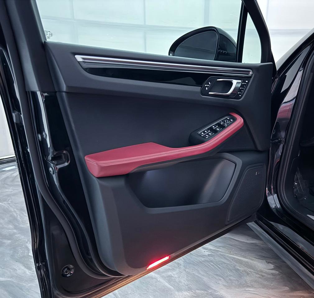 Used 2018 Porsche Macan GTS image 18