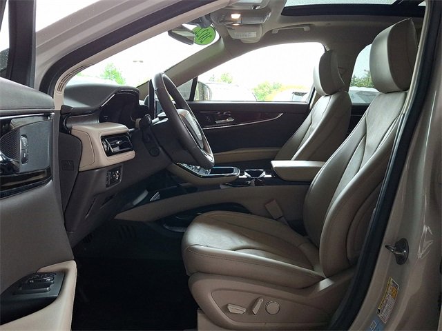 Used 2022 Lincoln Nautilus Reserve AWD/4WD image 13