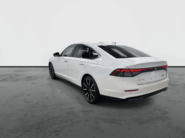 Used 2025 Honda Accord Touring image 2