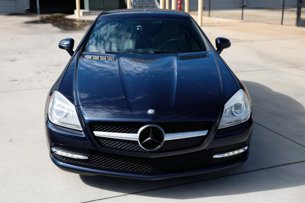 Used 2014 Mercedes-Benz SLK 250 image 21