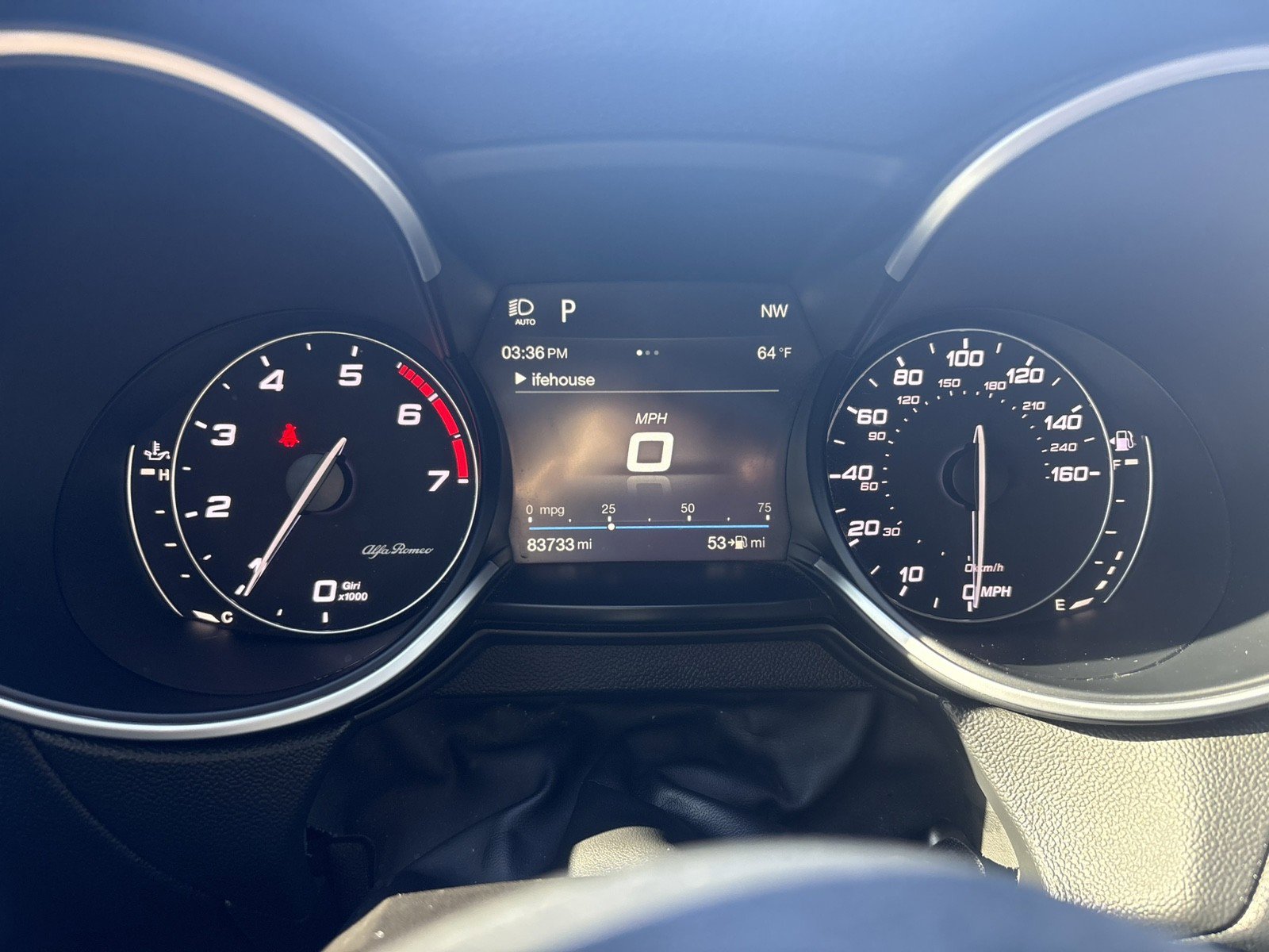 Used 2018 Alfa Romeo Stelvio AWD image 21