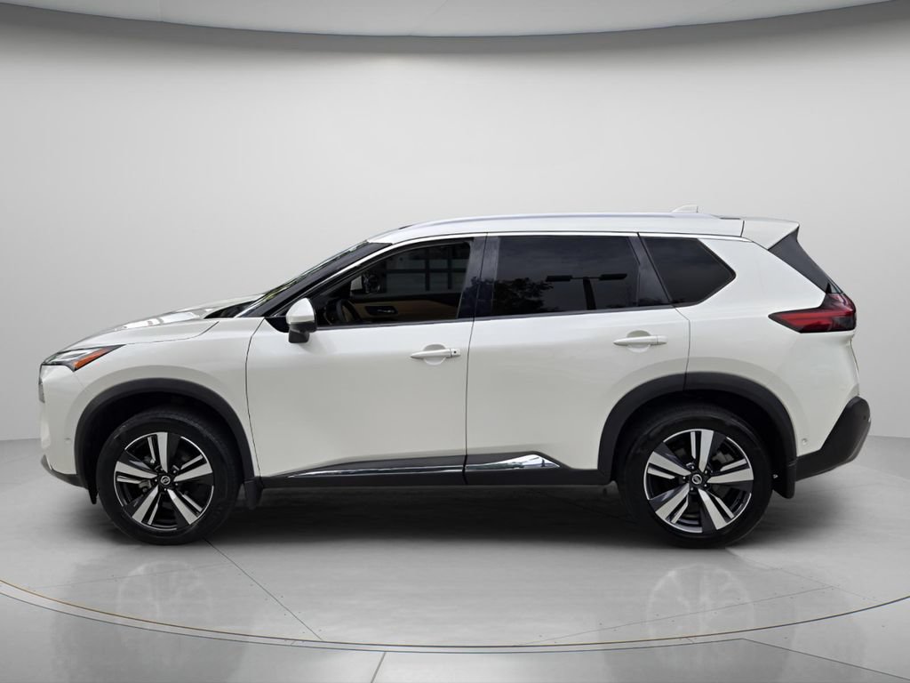 Used 2021 Nissan Rogue Platinum FWD image 4