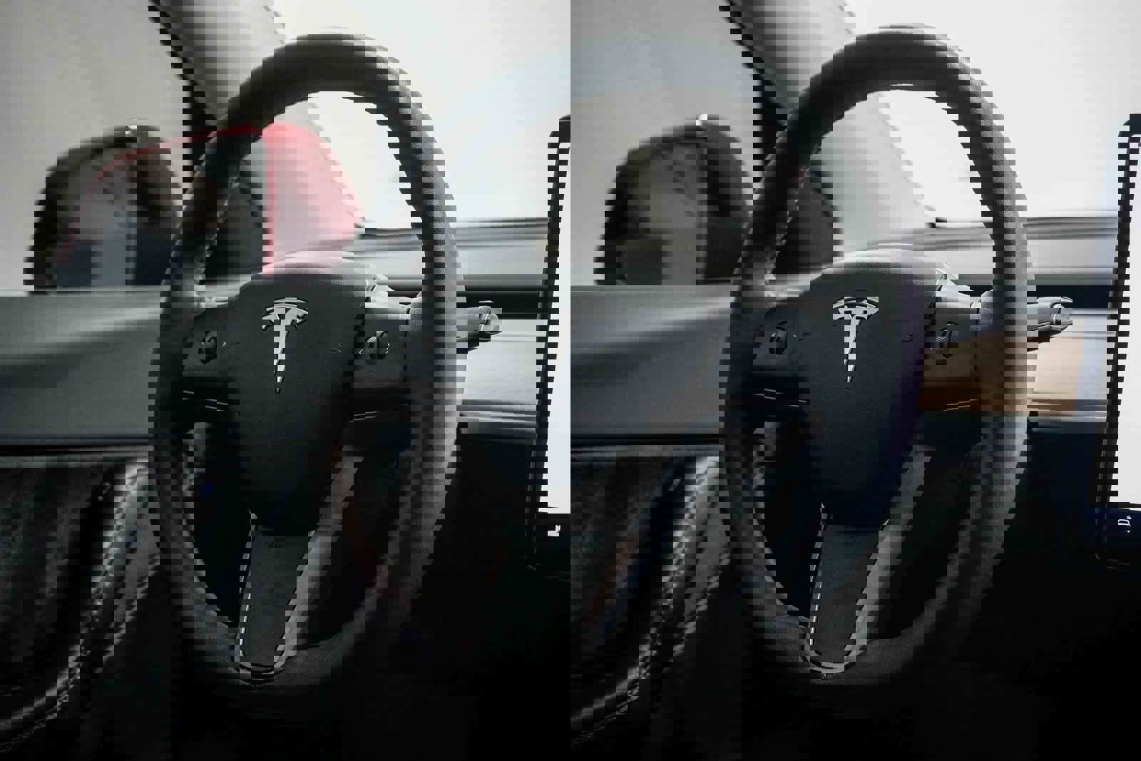 Used 2022 Tesla Model Y Performance image 15