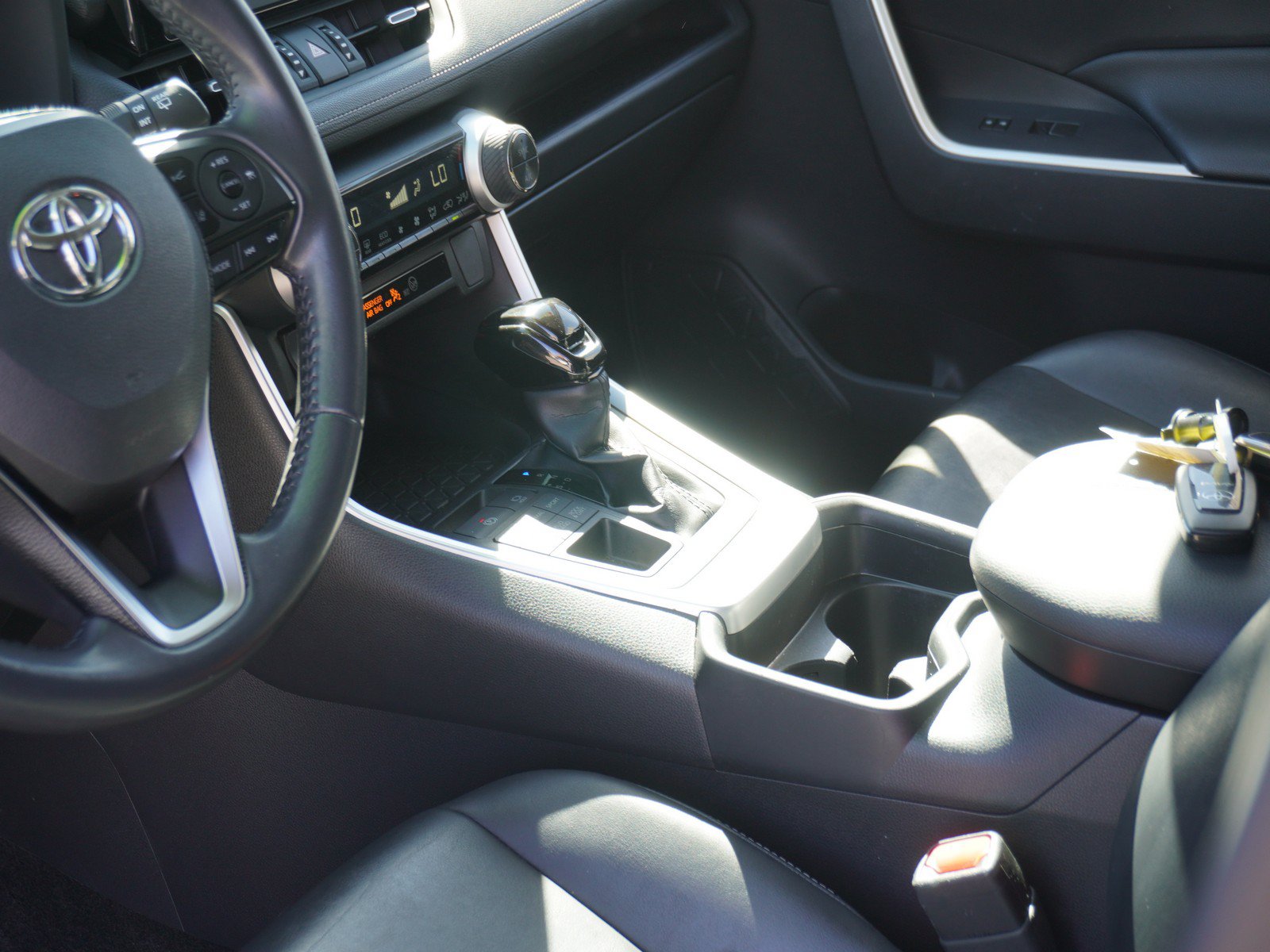 Used 2019 Toyota RAV4 XLE Premium w/ All Weather Liner Package AWD/4WD image 21