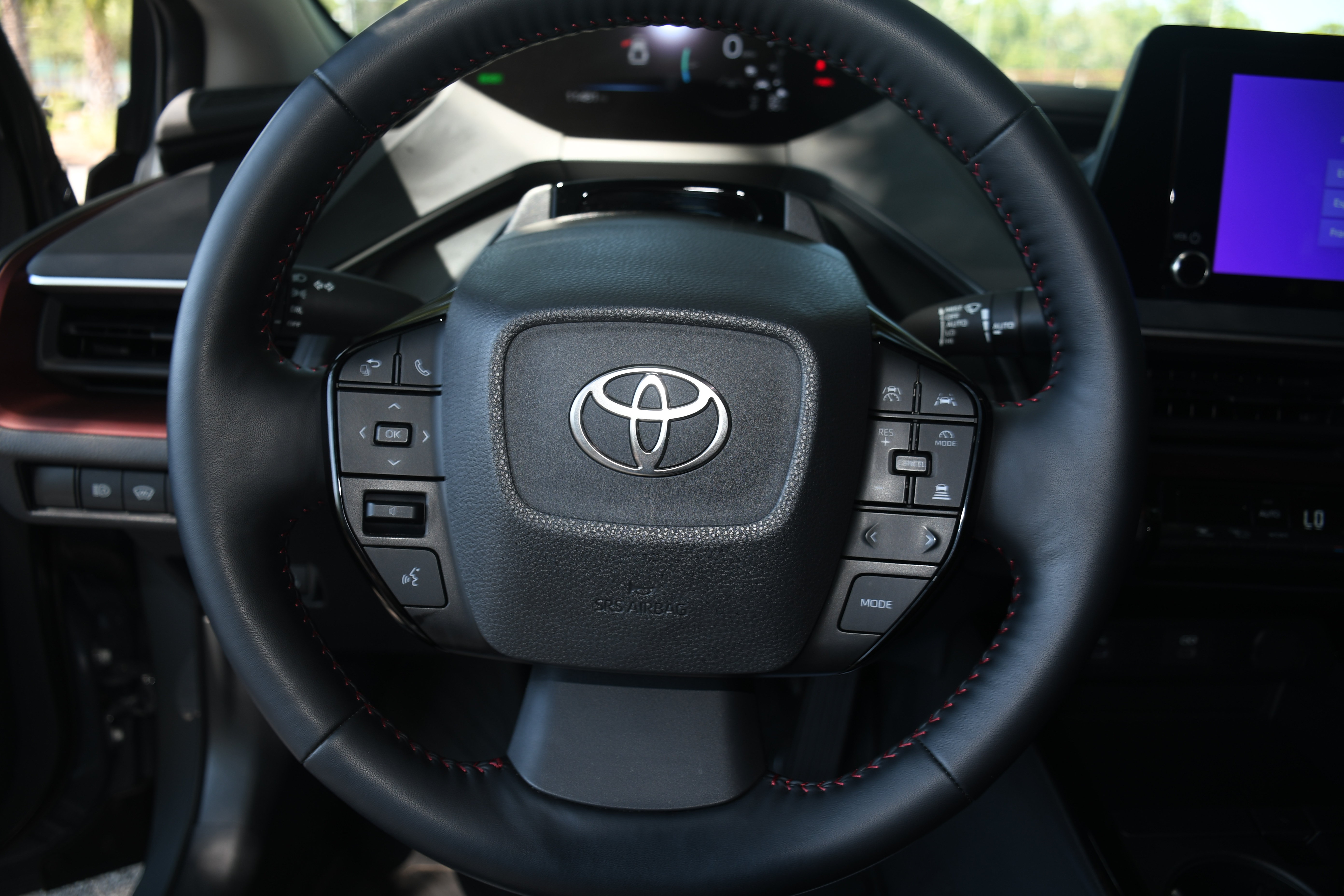 Certified 2026 Toyota Prius Plug-In Hybrid FWD image 12