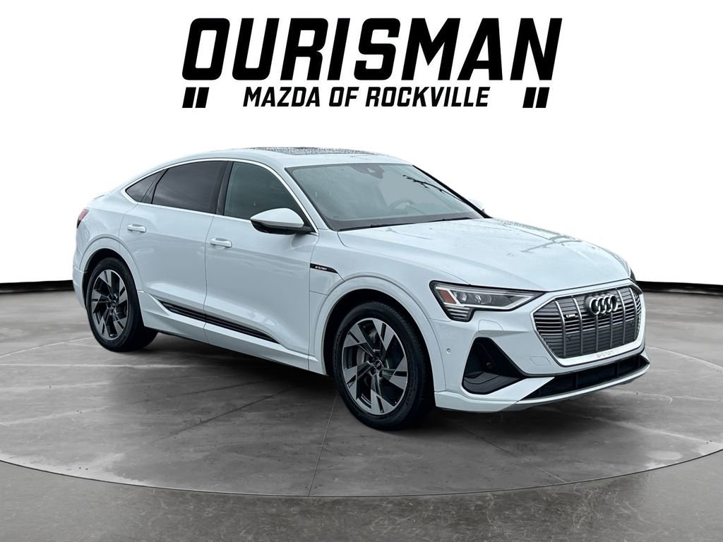 Used 2022 Audi e-tron Premium Plus w/ Premium Plus Package image 1