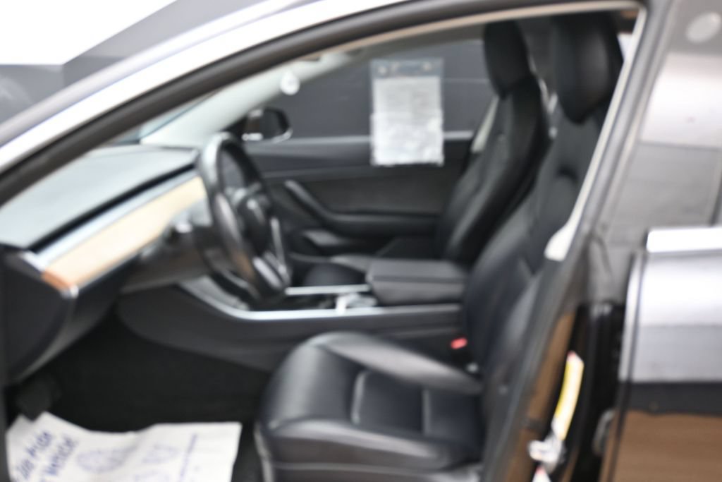 Used 2018 Tesla Model 3 Long Range RWD image 20