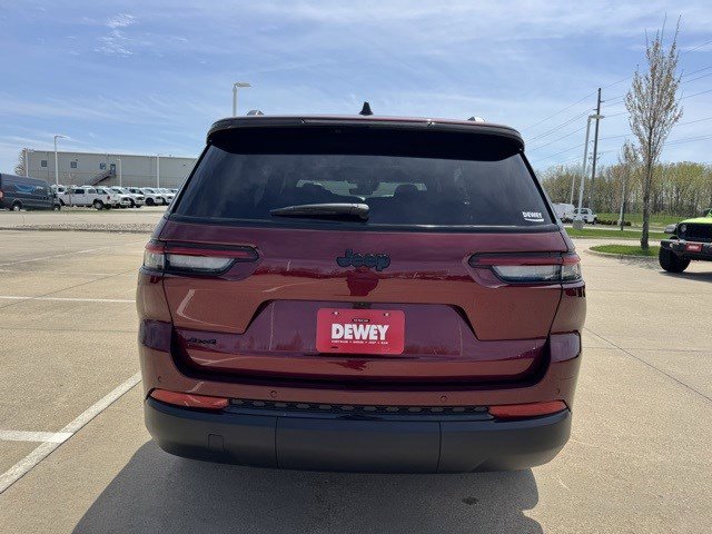 New 2025 Jeep Grand Cherokee L Altitude image 6