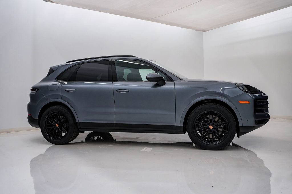 New 2026 Porsche Cayenne AWD/4WD image 9