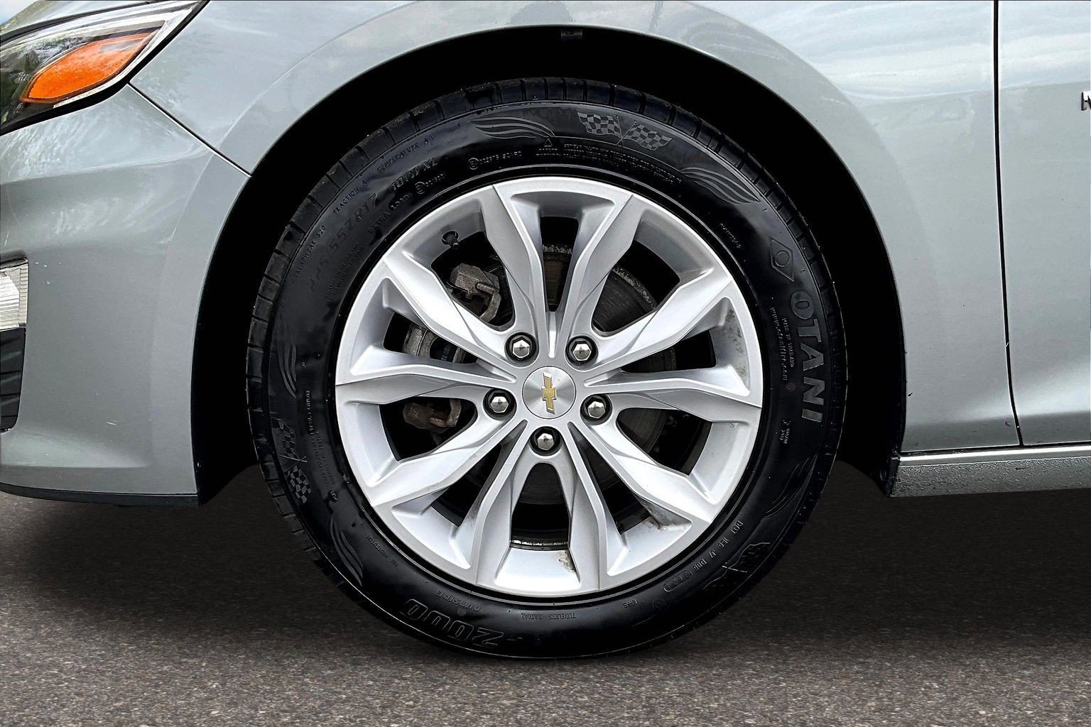 Used 2023 Chevrolet Malibu LT FWD image 24