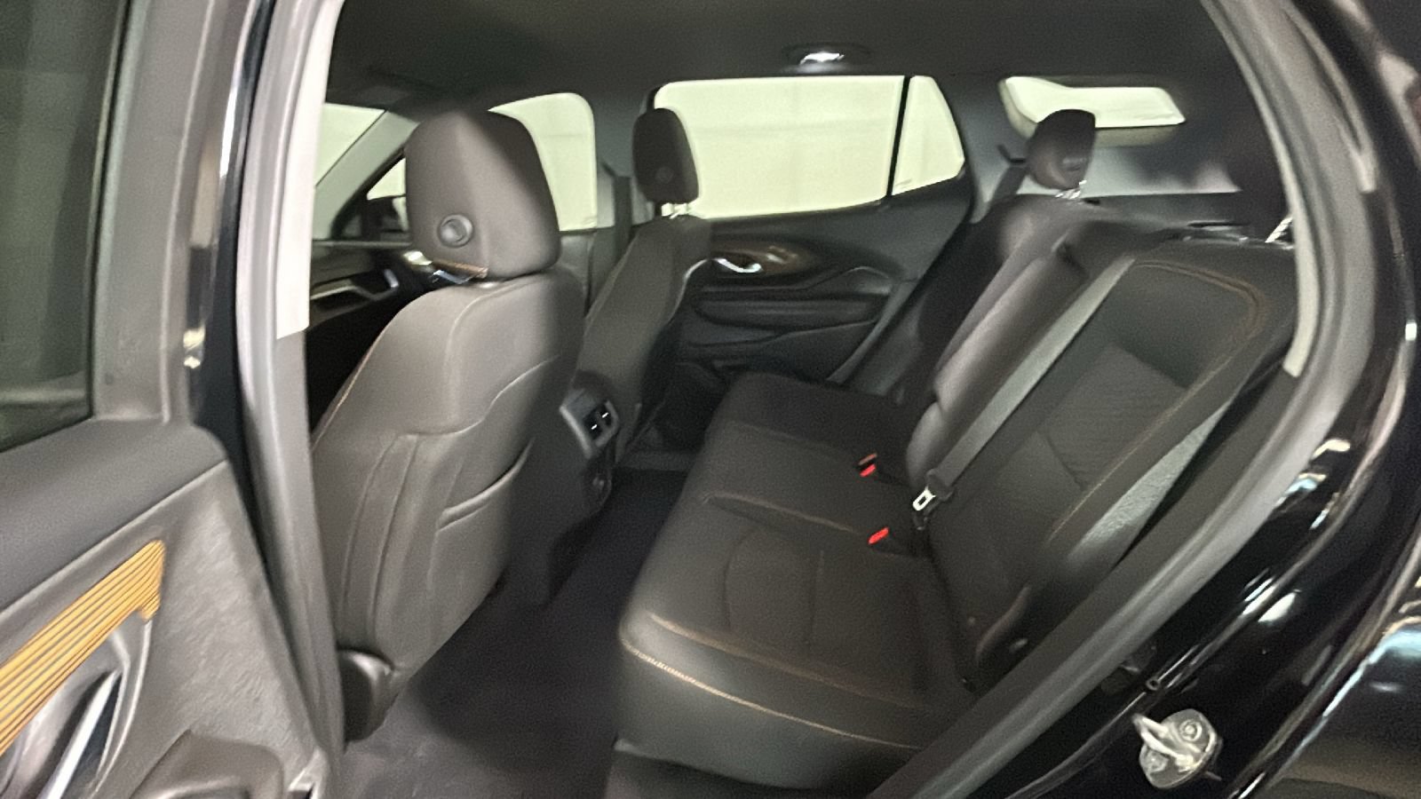 Used 2020 GMC Terrain SLE w/ Driver Convenience Package AWD/4WD image 31
