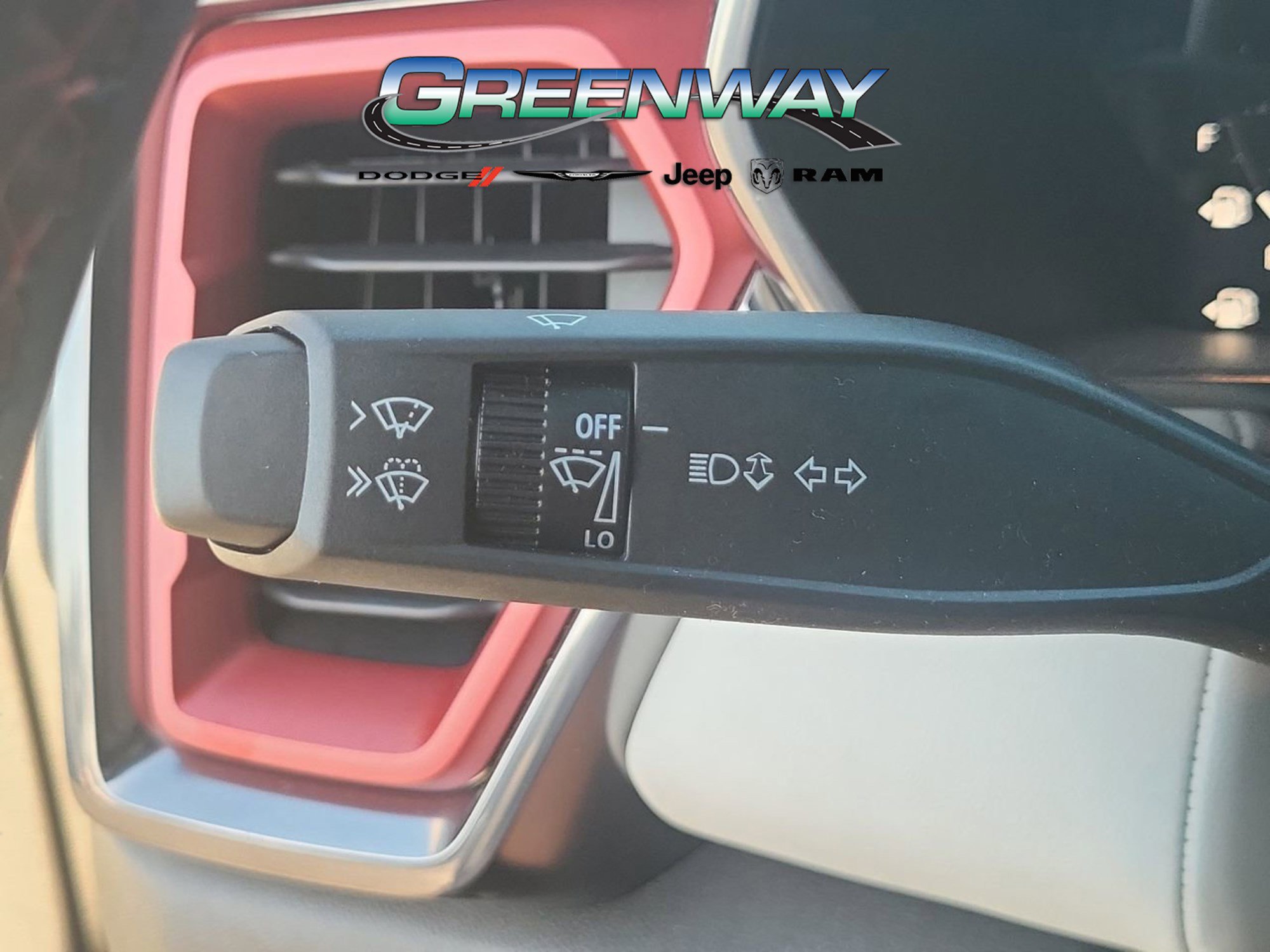 Used 2024 GMC Canyon AT4X image 24