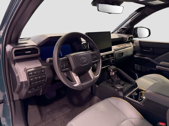 Certified 2025 Toyota 4Runner Trailhunter AWD/4WD image 8