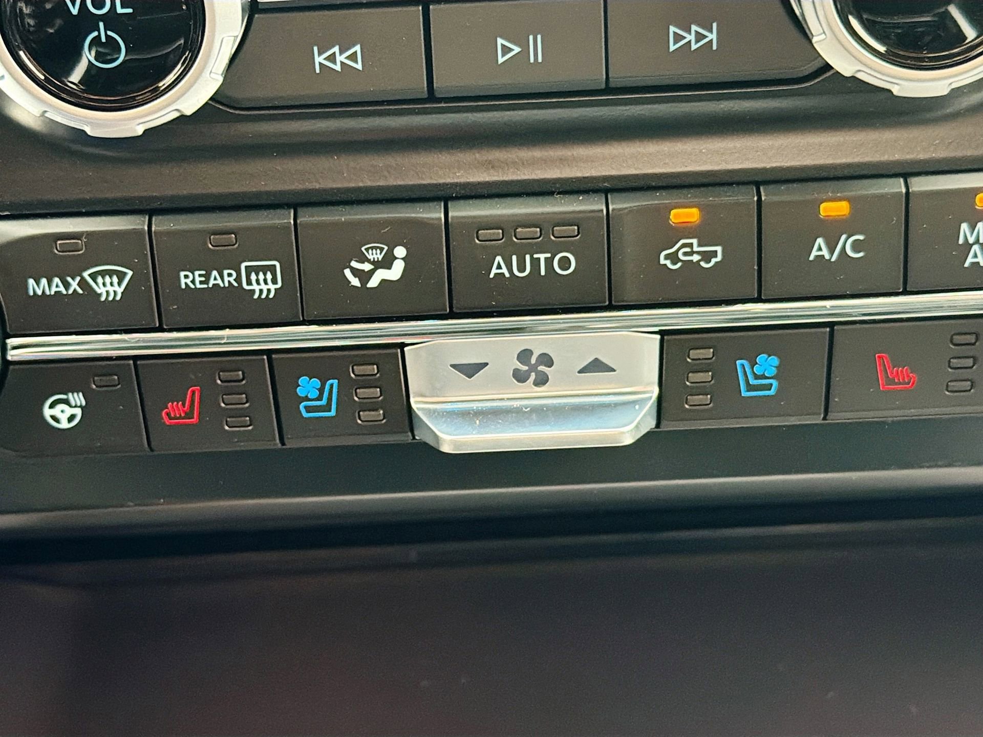 New 2026 Ford F250 Platinum image 28