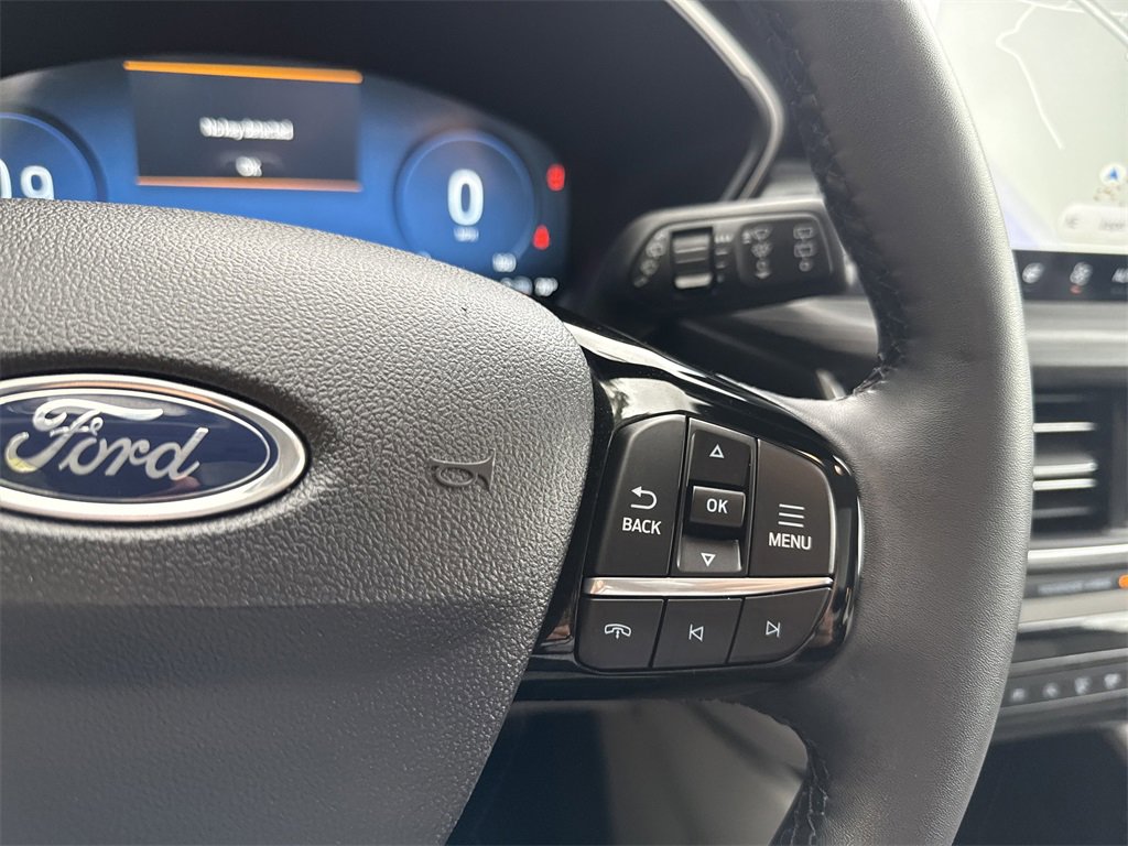 Used 2023 Ford Escape Platinum w/ Class II Trailer Tow Package image 26