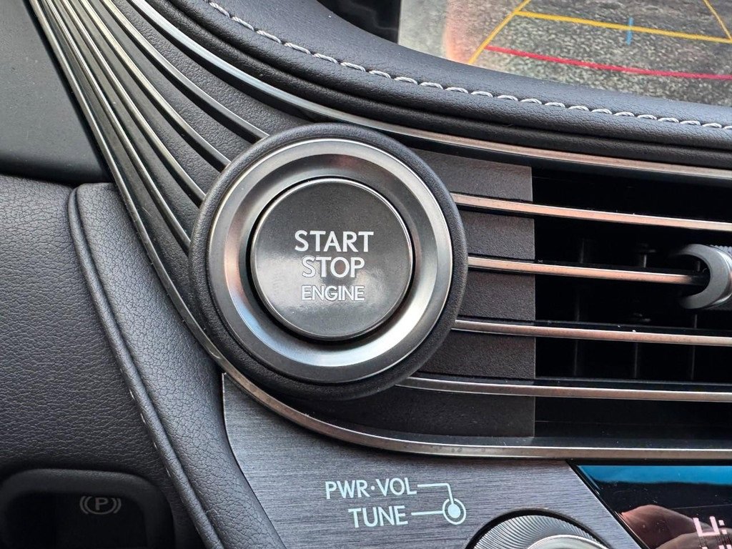 Used 2018 Lexus LS 500 AWD image 24