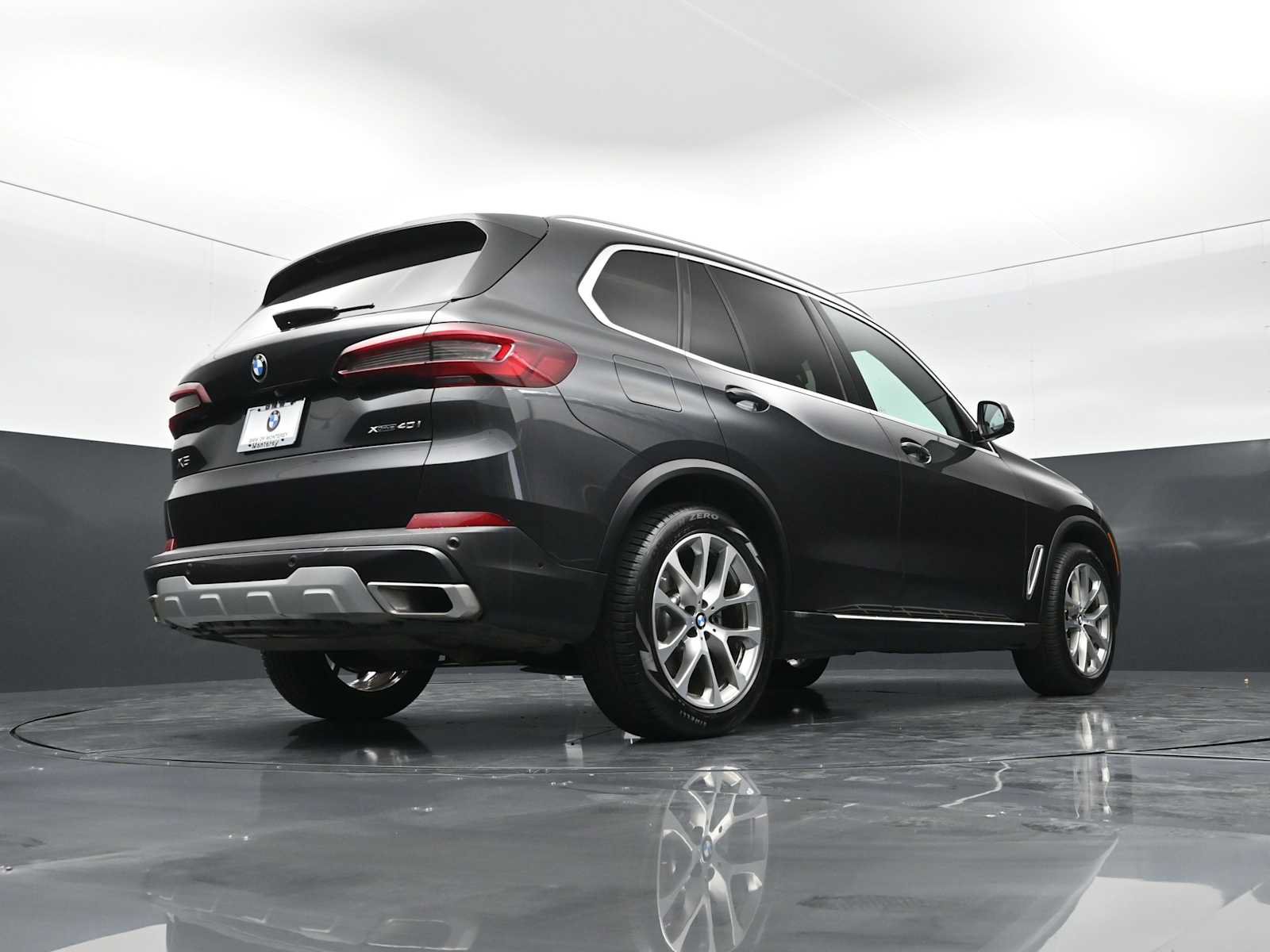 Used 2023 BMW X5 xDrive40i AWD/4WD image 29