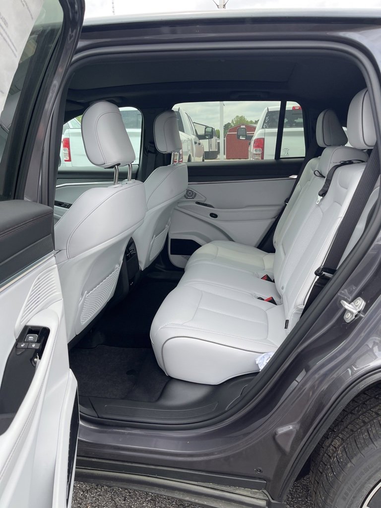 New 2025 Jeep Wagoneer S Limited image 14