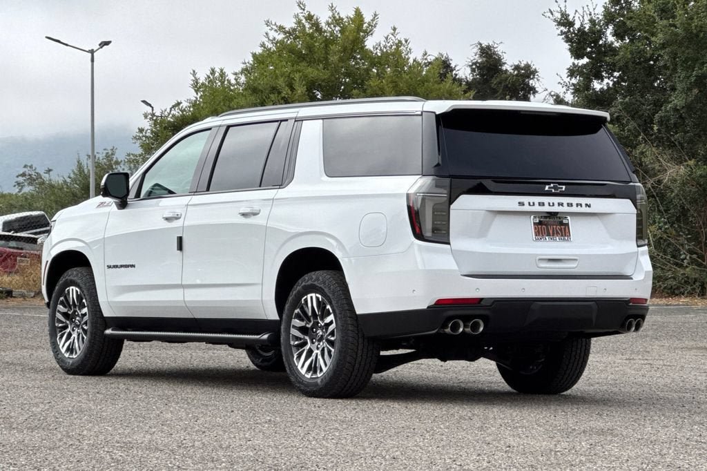 New 2026 Chevrolet Suburban Z71 w/ Comfort Package AWD/4WD image 6