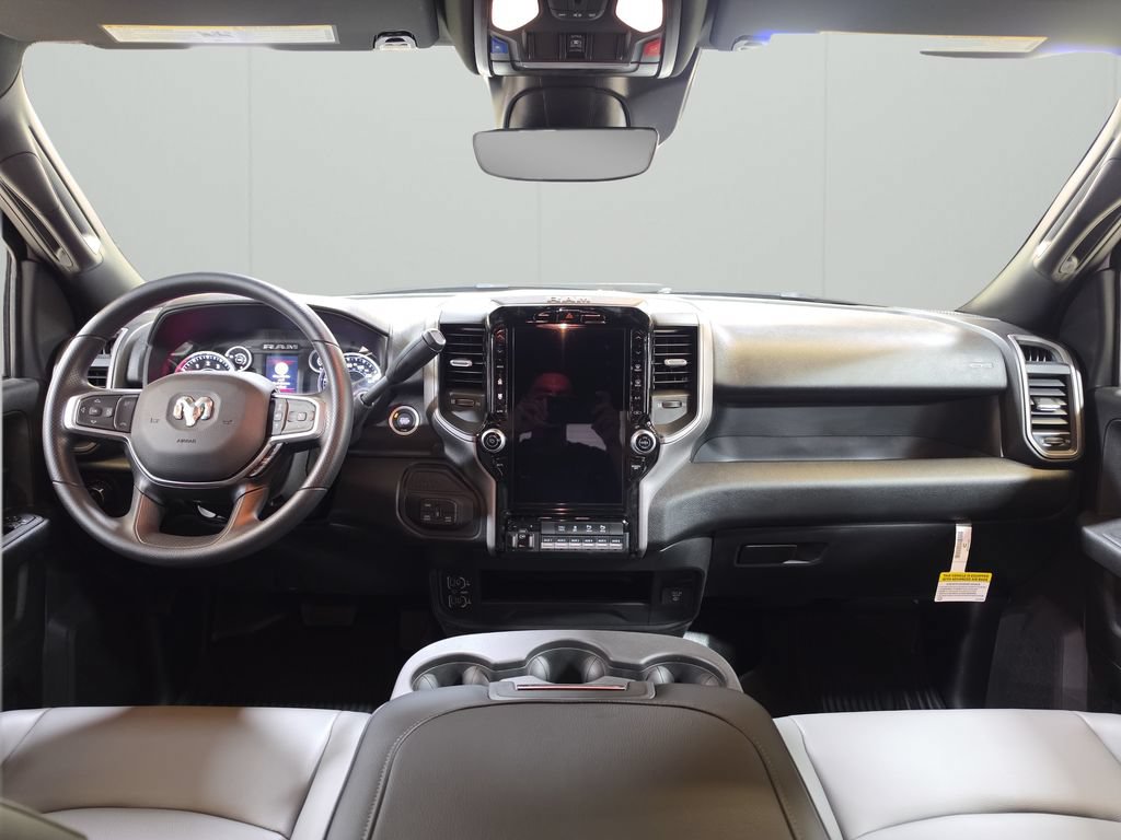 New 2026 RAM 3500 Tradesman AWD/4WD image 17