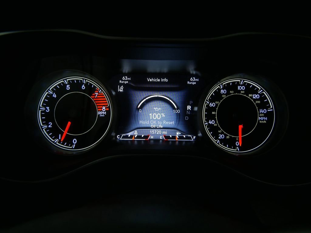 Used 2022 Jeep Cherokee Limited AWD/4WD image 35