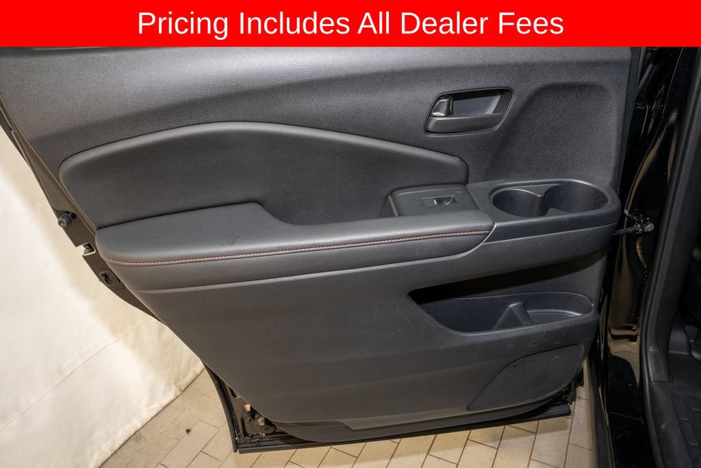 Used 2023 Honda Passport TrailSport image 12