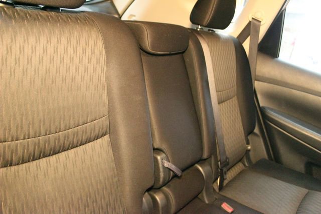 Used 2018 Nissan Rogue SV image 13