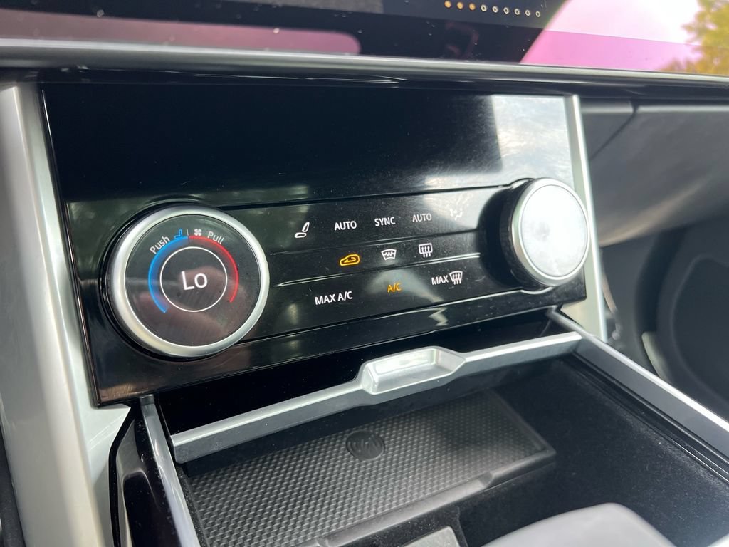 Used 2023 Land Rover Range Rover SE AWD/4WD image 18
