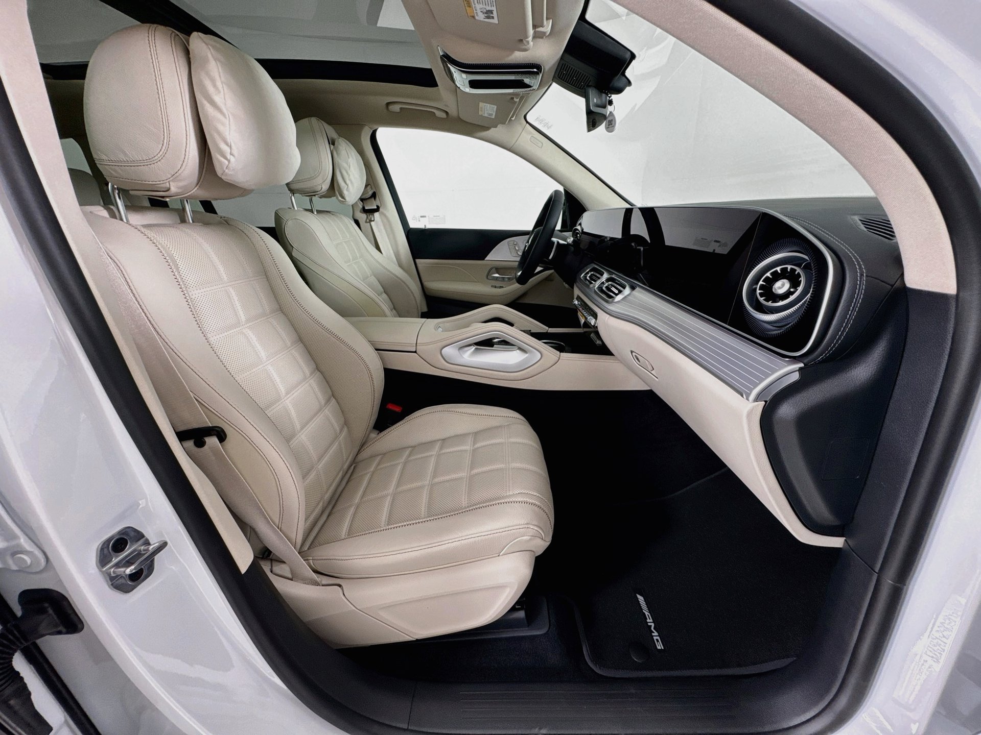 New 2027 Mercedes-Benz GLS 450 4MATIC image 32