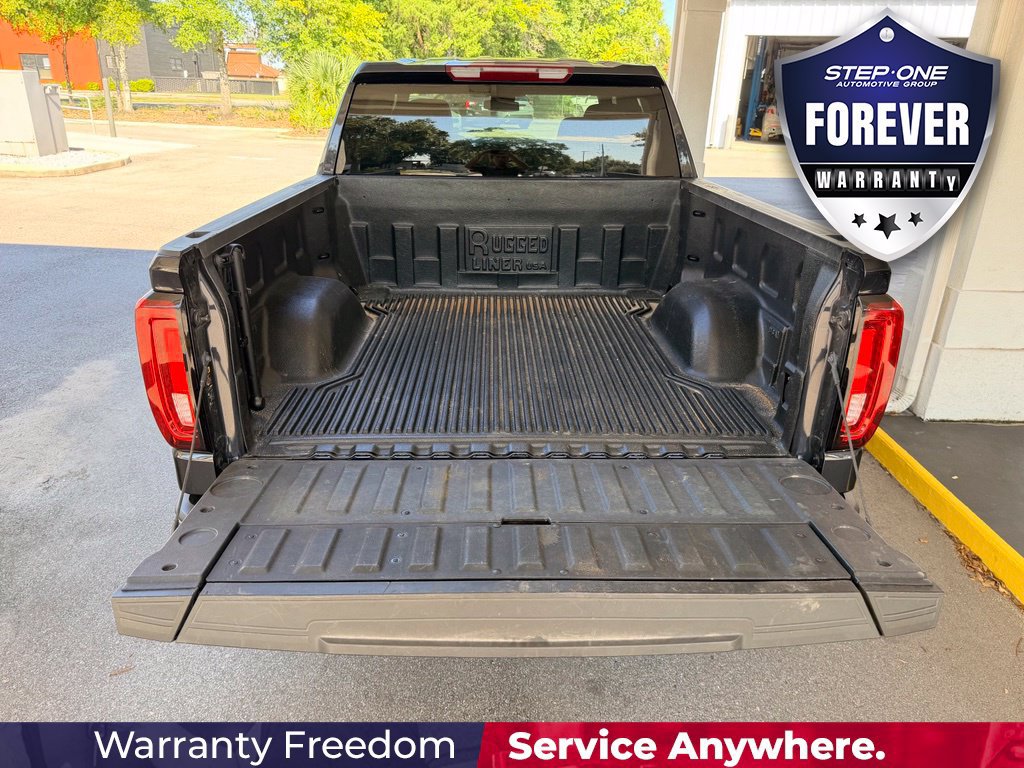 Used 2025 GMC Sierra 1500 SLT AWD/4WD image 31