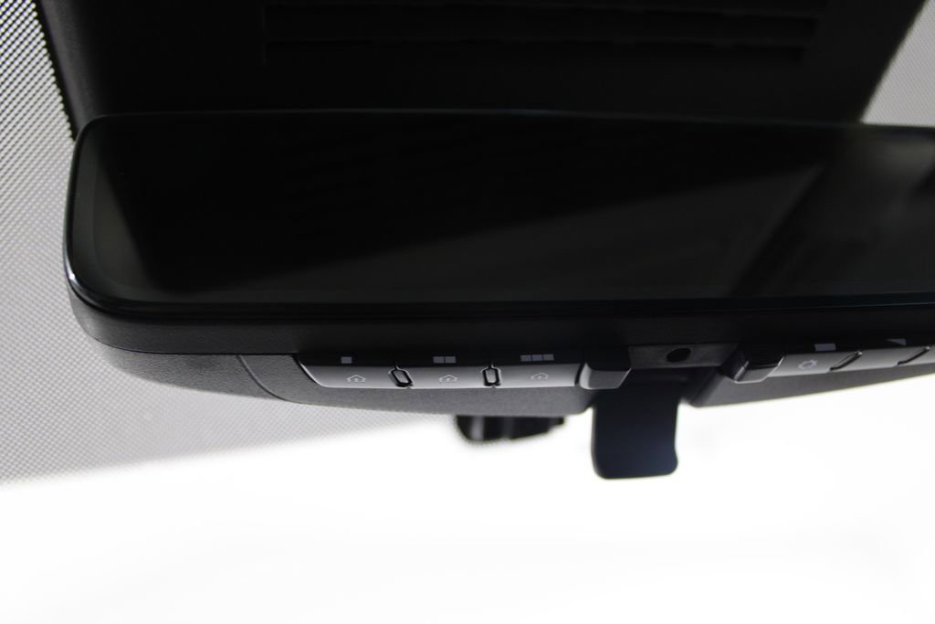 Used 2024 Nissan Armada Platinum w/ Captain's Chairs Package image 51