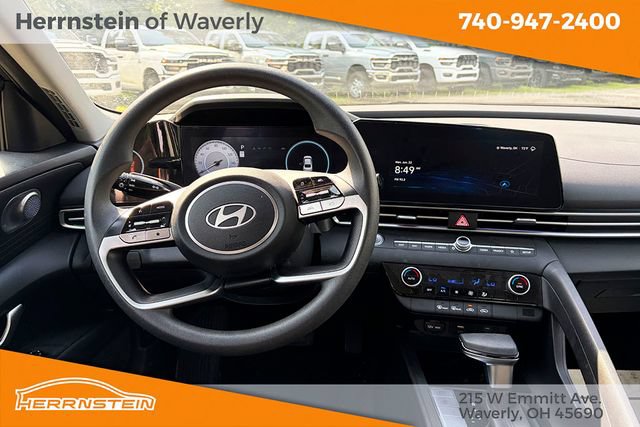 Used 2024 Hyundai Elantra SEL FWD image 6