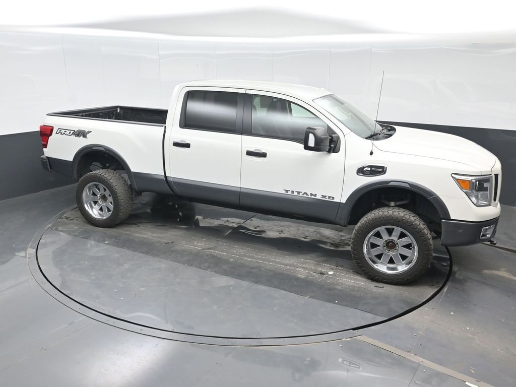 Used 2019 Nissan Titan PRO-4X image 31