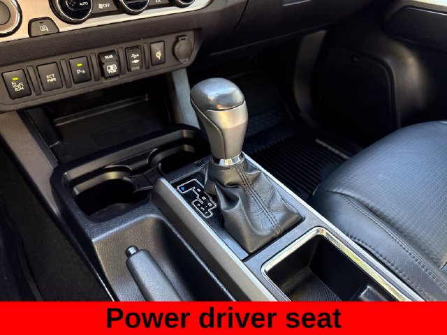 Used 2020 Toyota Tacoma SR5 AWD/4WD image 20