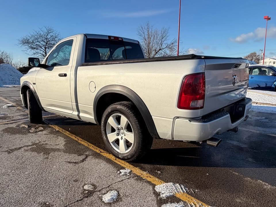 Used 2011 RAM 1500 Express image 3