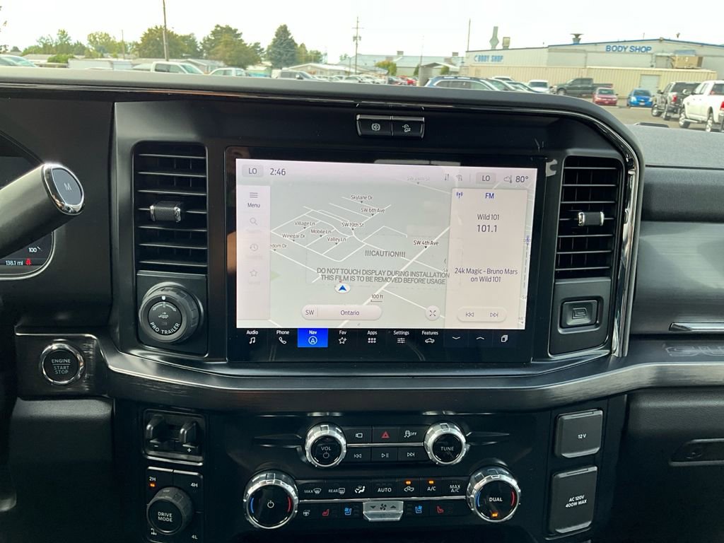 New 2026 Ford F250 Lariat w/ Black Appearance Package image 19