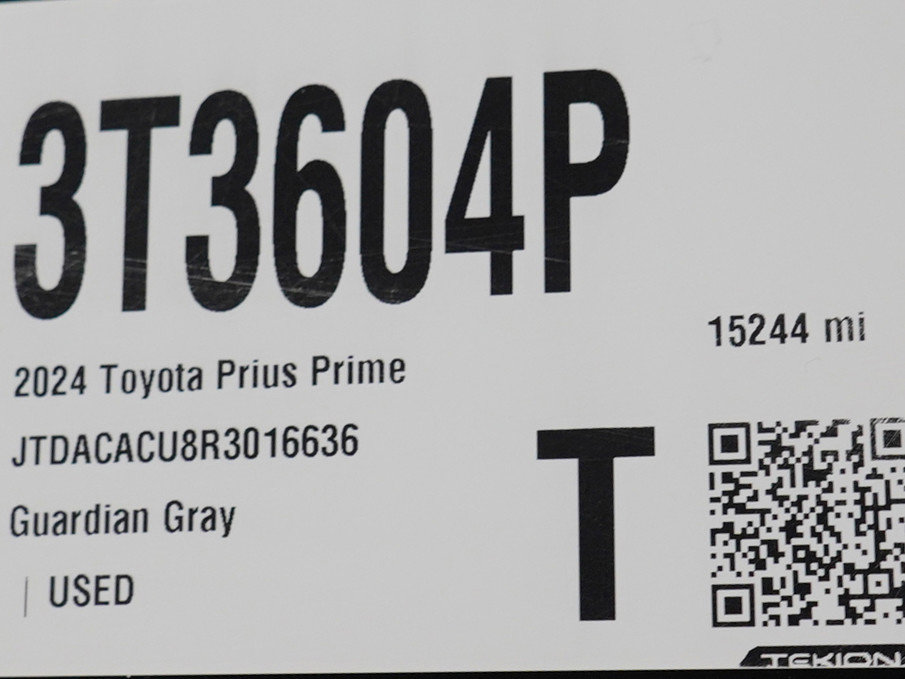 Used 2024 Toyota Prius Prime XSE Premium image 33