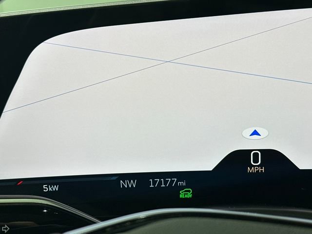 Used 2024 Cadillac Lyriq Tech image 18