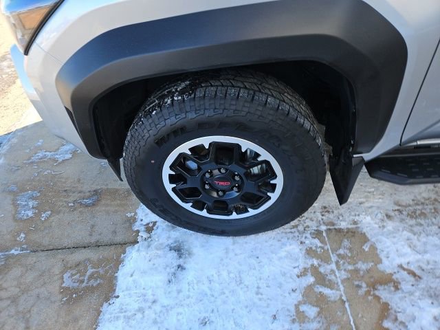 Used 2025 Toyota 4Runner TRD Off-Road Premium image 12