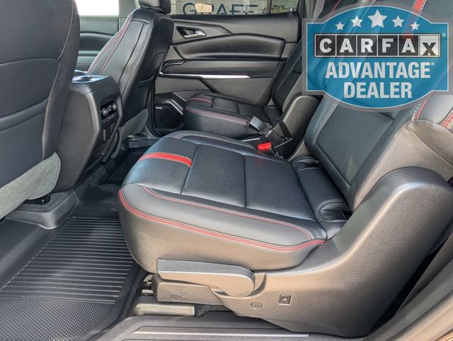 Used 2025 Chevrolet Traverse RS w/ LPO, Floor Liner Package FWD image 22