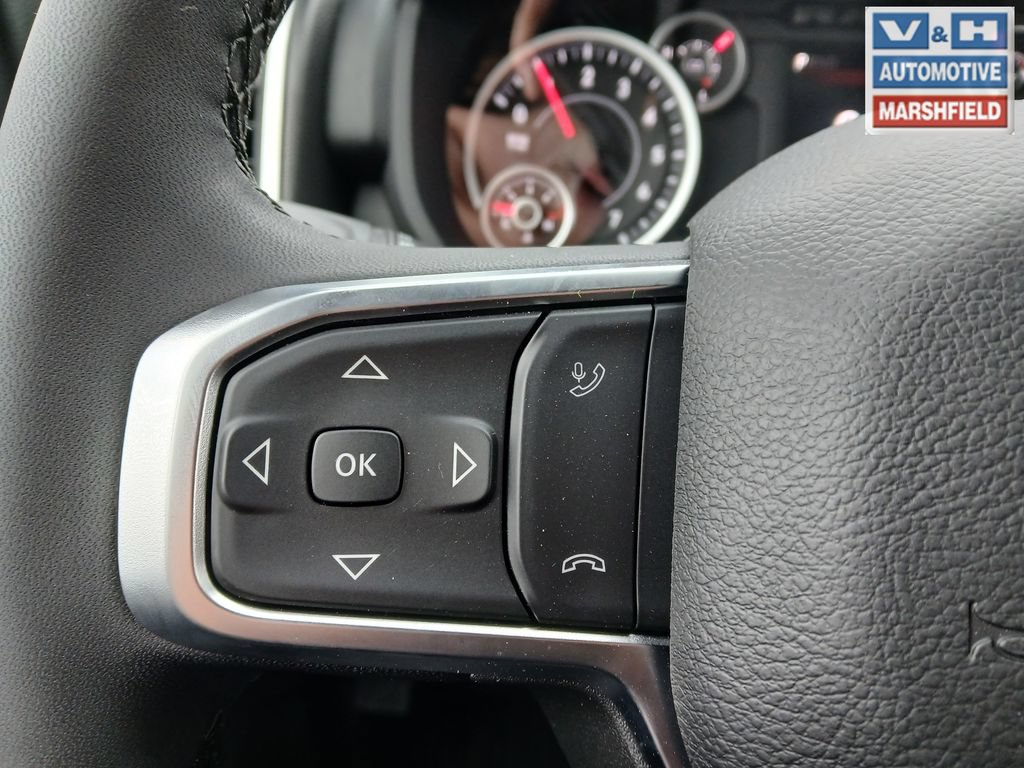New 2026 RAM 2500 Big Horn AWD/4WD image 14