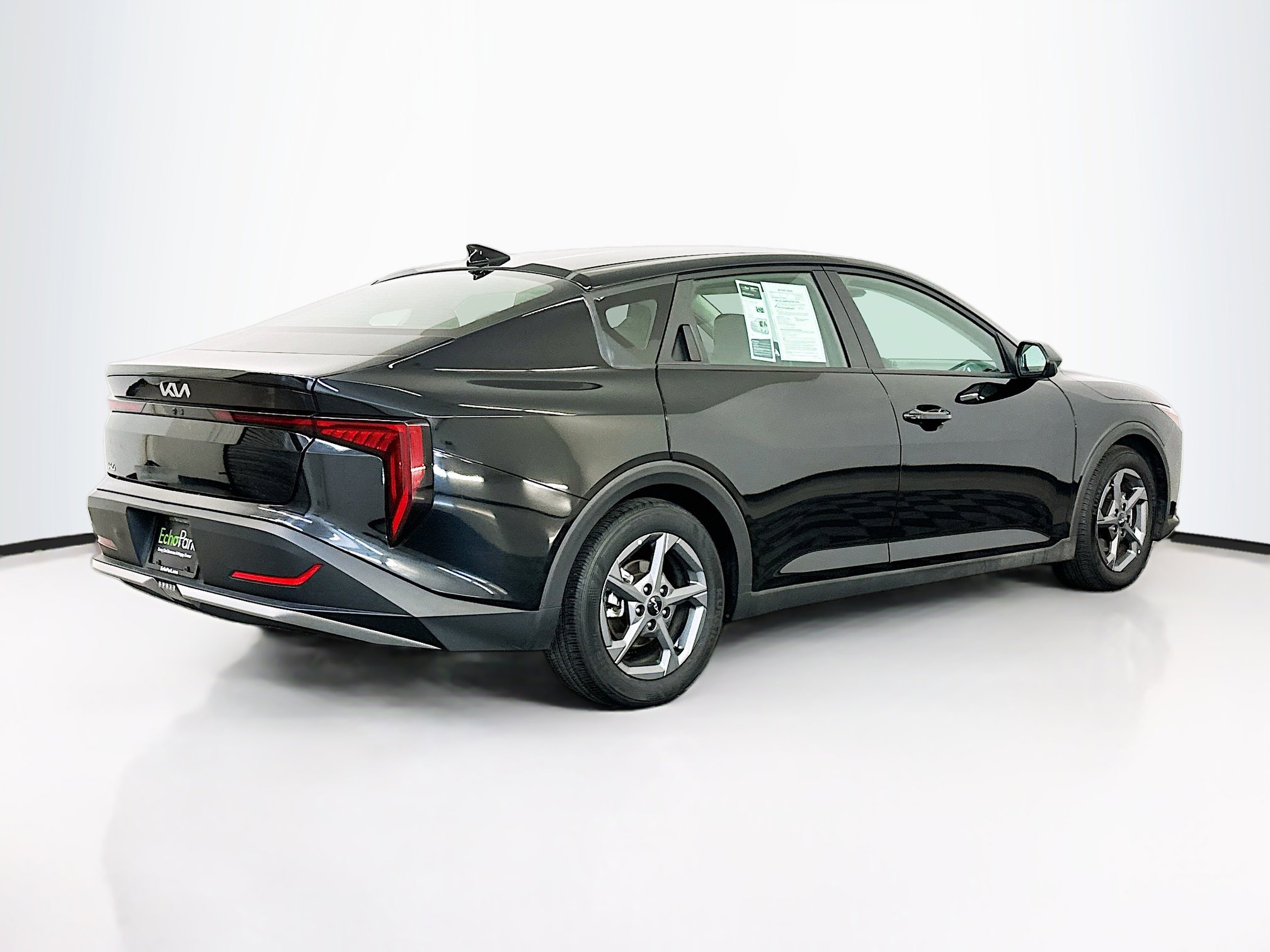 Used 2025 Kia K4 LXS image 9