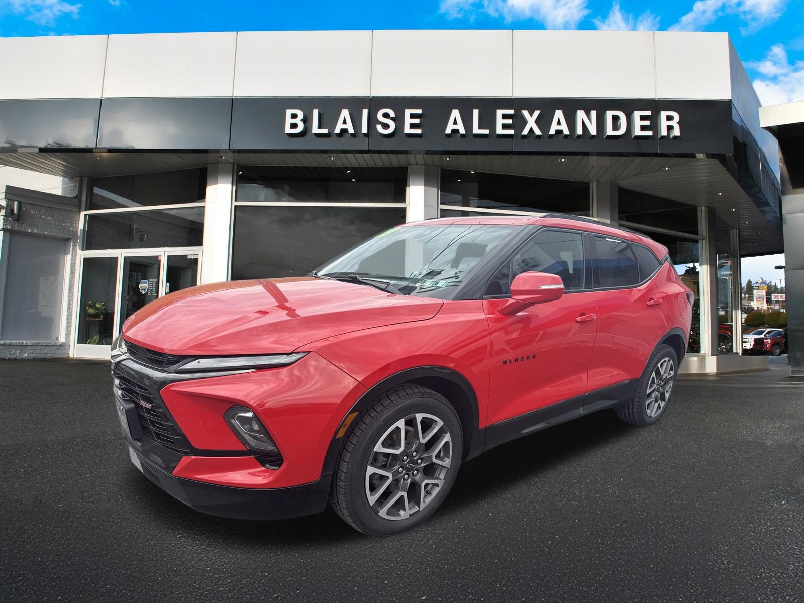 Used 2023 Chevrolet Blazer RS w/ Enhanced Convenience Package AWD/4WD image 7