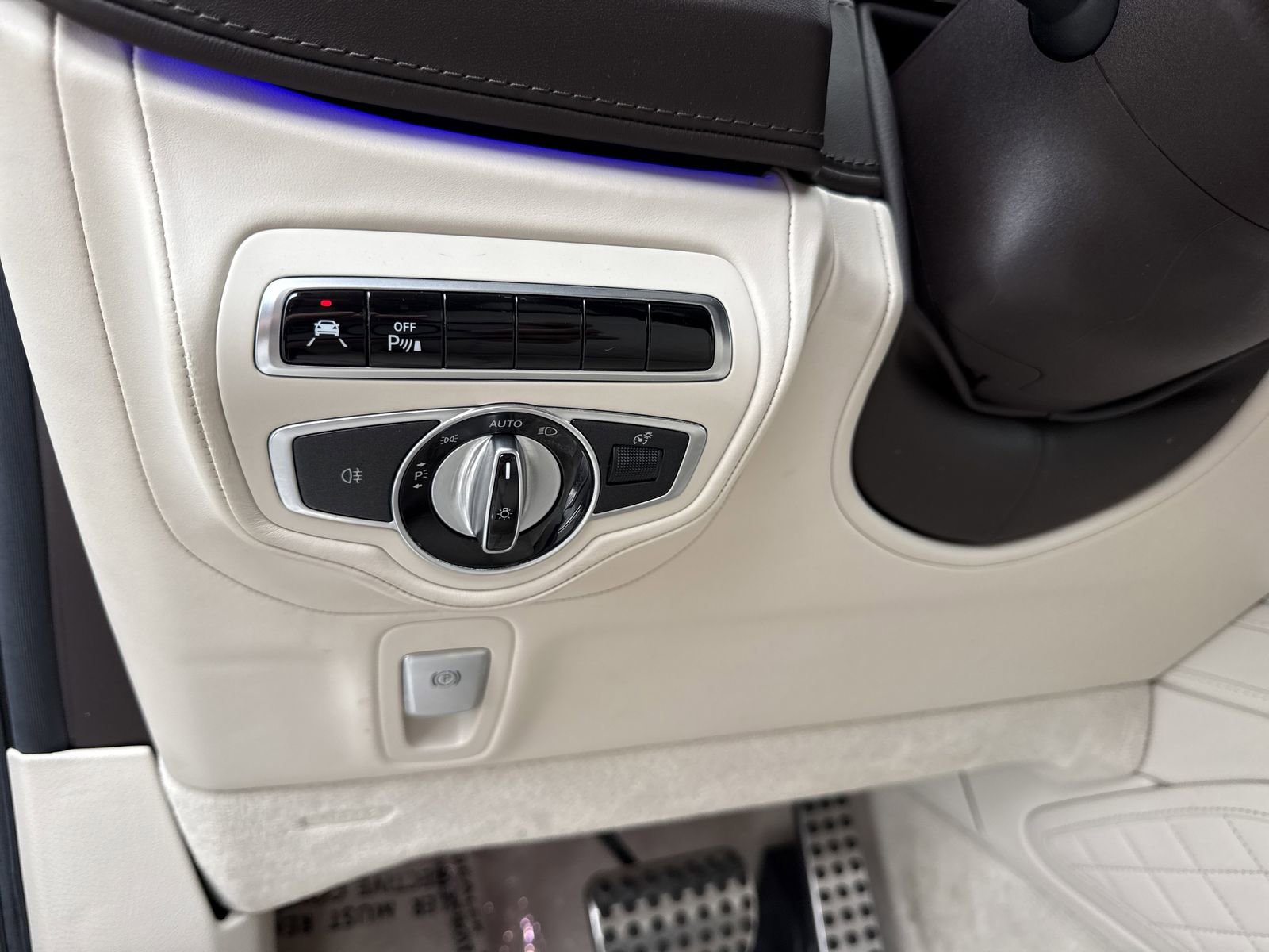 Certified 2021 Mercedes-Benz G 550 image 40