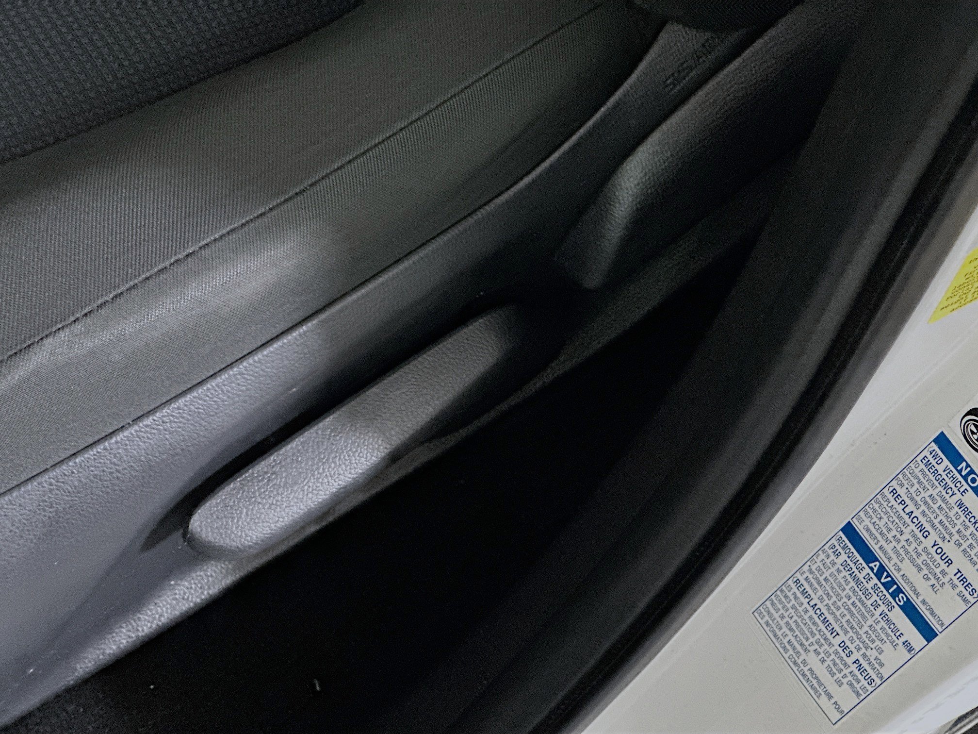 Used 2022 Toyota RAV4 LE AWD/4WD image 13